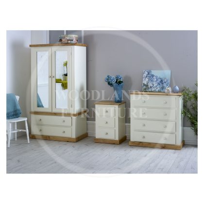 Country 3 Piece Double Mirrored Bedroom Set In Ivory