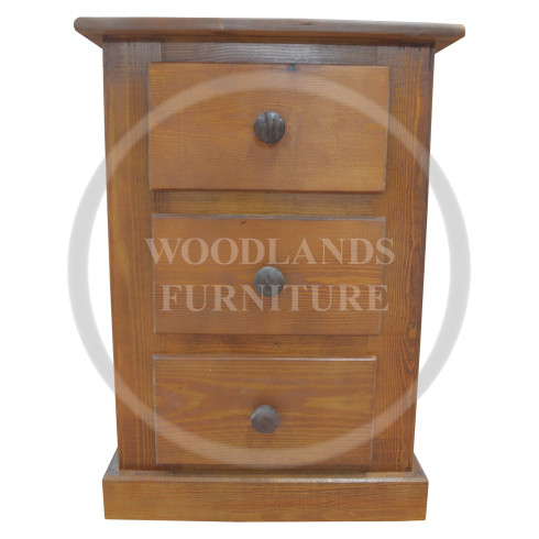 DEWSBURY SOLID PINE 3 DRAWER BEDSIDE IN GOLDEN OAK WAX
