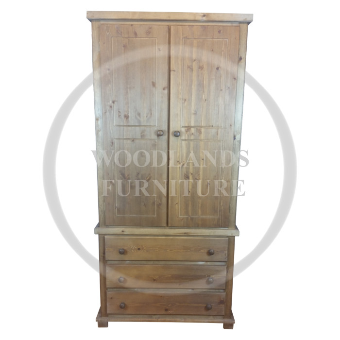 FLORIDA GENTS SOLID PINE 3 DRAWER WARDROBE IN MEDIUM OAK WAX FLORIDA GENTS SOLID PINE 3 DRAWER WARDROBE IN MEDIUM OAK WAX