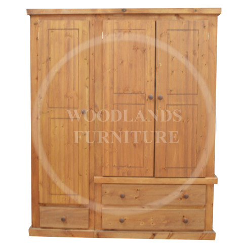DEWSBURY PINE TRIPLE 3 DOOR 3 DRAWER INSIDE MIRROR SHELVED WARDROBE IN LIGHT OAK WAX