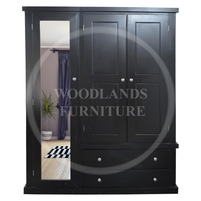 DEWSBURY TRIPLE FULL MIRRORED WARDROBE IN BLACK DEWSBURY TRIPLE FULL MIRRORED WARDROBE IN BLACK
