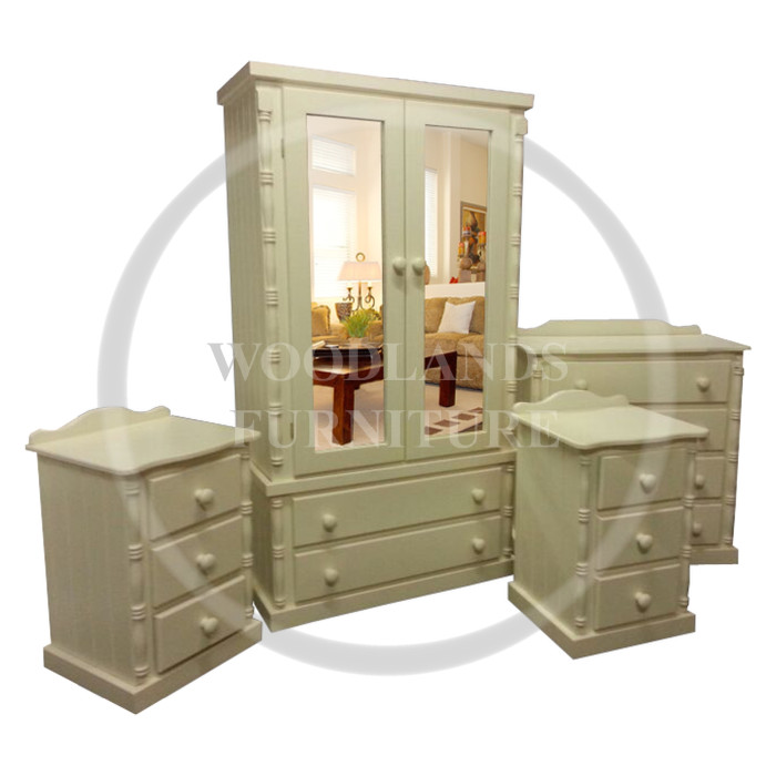 DIANA SOLID PINE 4 PIECE BEDROOM SET IN IVORY DIANA SOLID PINE 4 PIECE BEDROOM SET IN IVORY