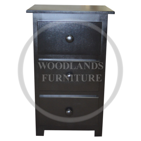 SHAKER 3 DRAWER BEDSIDE CABINET