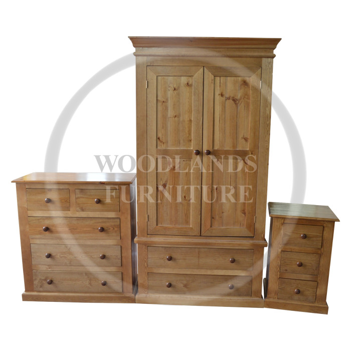 VICTORIAN SOLID PINE 3 PIECE BEDROOM SET IN LIGHT OAK POLISHED