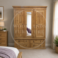 VICTORIAN SOLID PINE TRIPLE MIRRORED 4 DRAWER WARDROBE IN LIGHT OAK POLISHED VICTORIAN SOLID PINE TRIPLE MIRRORED 4 DRAWER WARDROBE IN LIGHT OAK POLISHED