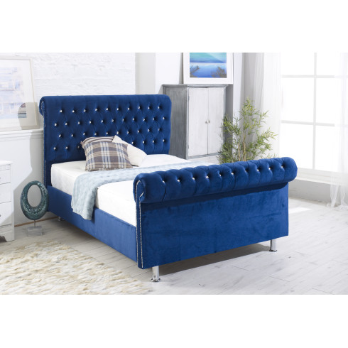 CHESTERFIELD ROYALE  SLEIGH BED
